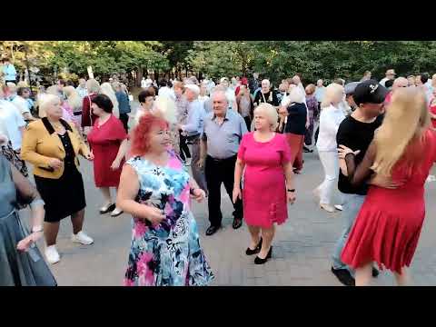 Видео: Танцы в Гомеле. 21.09.2025 г. 