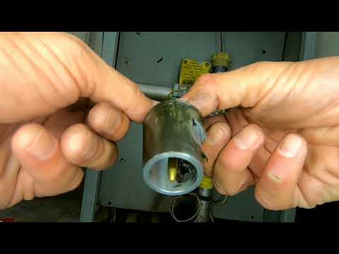 Видео: Сигнал напольный, заклинила ручка управления.