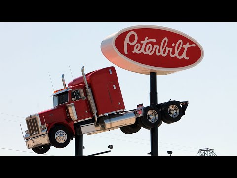 Видео: Смотрим новые грузовики Kenworth против Peterbilt