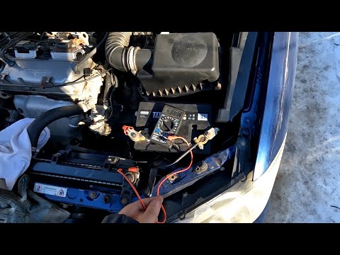 Видео: Установка генератора Ваз на Mitsubishi Lancer, BYD F3 двигатель 4G18