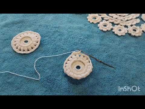 Видео: Объёмный цветов вязаный крючком. Ирландское кружево. 