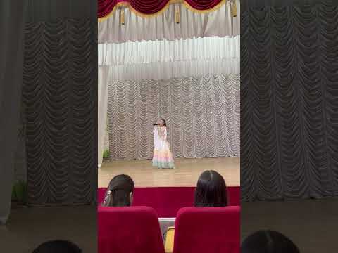 Видео: Турсын Айару. "Гаухартас" әні.