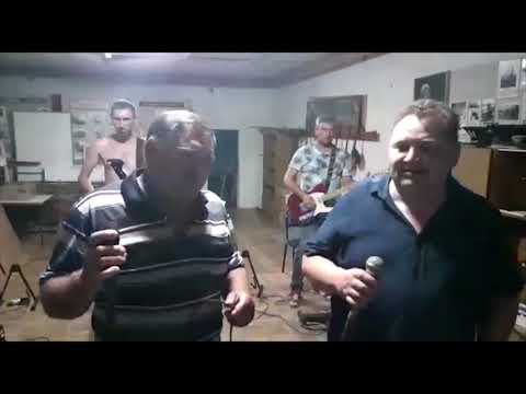 Видео: ВИА Ретробонус на репетиции, За тех кто в море