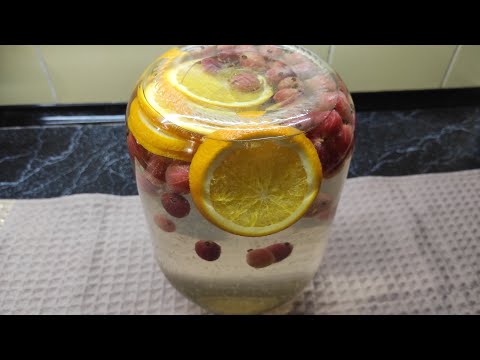 Видео: ФАНТА В ДОМАШНИХ УСЛОВИЯХ!!! Закатываем компот из крыжовника и апельсина!