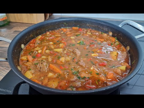 Видео: Один из лучших рецептов супа-гуляша в мире! Вкусный суп-гуляш!