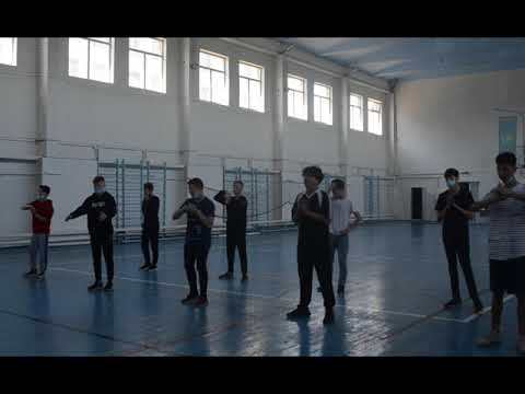 Видео: Техника прыжка в длину с места. Махунова Н.А