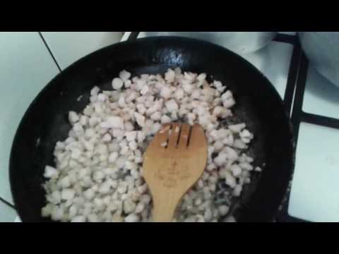 Видео: фьюжен  РАВИОЛИ И ВАРЕНИКИ С САЛОМ!!!!!
