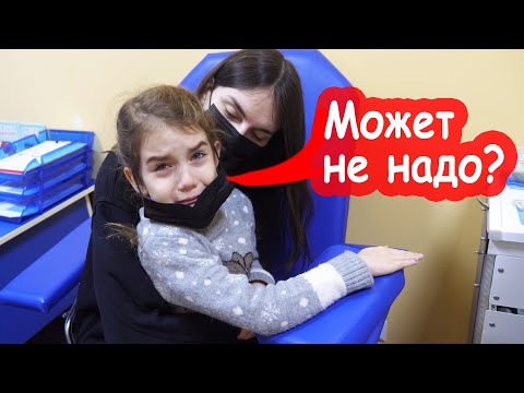 Видео: VLOG Алиса сдаёт кровь из пальца. Как Катя любит сестру