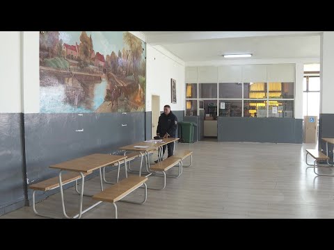 Видео: Над илјада и двеста затвореници гласаат во 14 казнено поправни домови