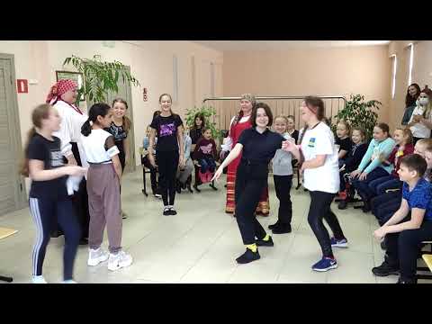 Видео: «Русские народные игры и забавы»