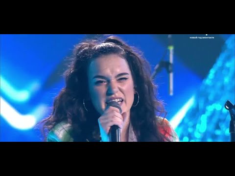 Видео: Ленинград feat. Зоя - Новогодняя