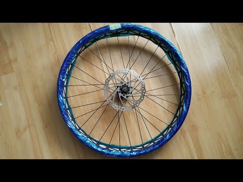 Видео: Колхоз с бескамеркой для фэтбайка. Часть 1. Fatbike Ghetto Tubeless for a non-tubeless