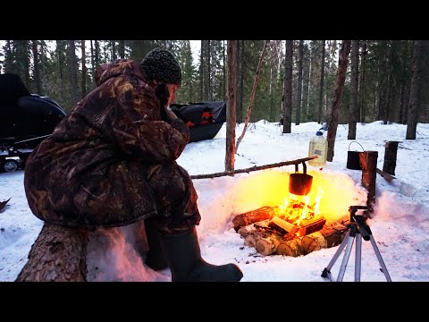 Видео: 2 ДНЯ В ТАЙГЕ С БРАТОМ / БЫТ И НОЧЕВКА В ИЗБЕ / РЫБАЛКА НА ЖЕРЛИЦЫ / Часть 2