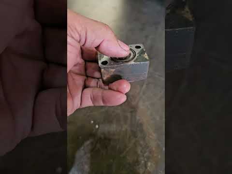 Видео: Komatsu PC220-7 маломощный, медленно движущийся из-за саморегулирующегося клапана, управляющего к...