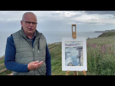 Видео: Учебное пособие по созданию пейзажа акварелью на пленэре | Рисуем эффектный восход солнца над ска...