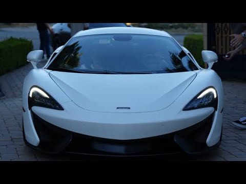 Видео: Утренние машины и кофе в McLaren