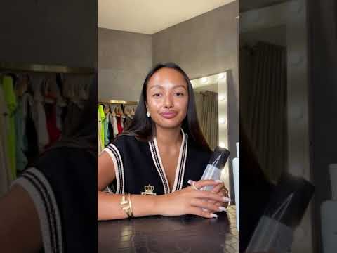 Видео: Мэри Кулешова в прямом эфире 24.09.2021. О любимой косметике.