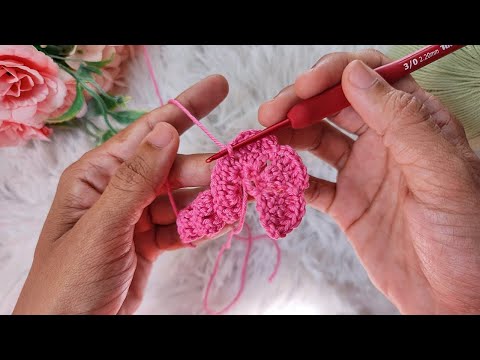 Видео: Изделие, связанное крючком, которое продается больше, чем кокосы на пляже 🏖️💰 (субтитры)