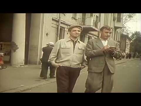Видео: Крутится вертится шар голубой Сёстры Берри