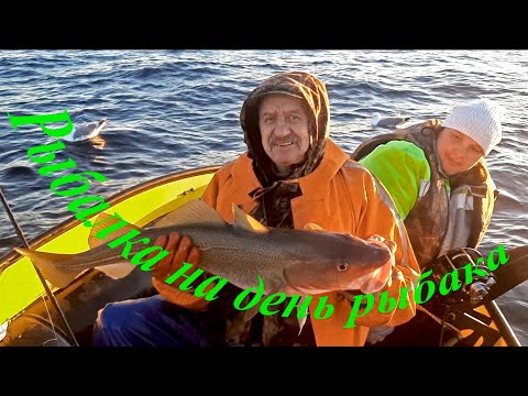 Видео: Морская рыбалка, Баренцево море. Июль-2022/Sea fishing, Barents Sea. July-2022