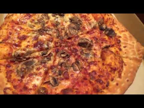 Видео: толян ест пиццу