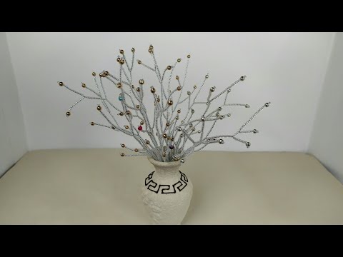 Видео: Работы из бисера. Зимний букет из бисера. Мастер класс. Пошаговый МК для начинающих.
