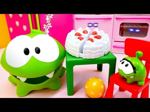 Видео: Ам Ням игры дома - Видео для детей про приключения Ам Няма