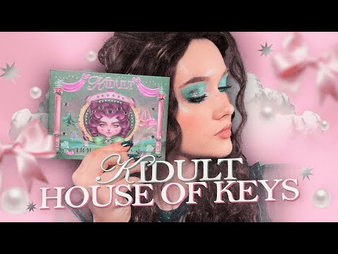 Видео: 🤍 Обзор на палетку Kidult от бренда Дом Ключей (House of Keys) | Даша Пидлиток