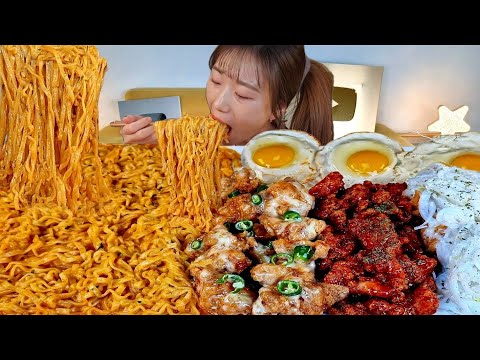 Видео: ASMR Острый сырный рамен, острая курица с приправами МУКБАНГ