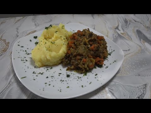Видео: тушёная капуста с толчёной картошкой