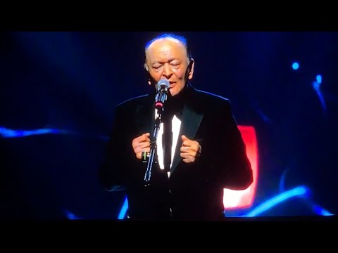 Видео: Қазақистанниң хэлиқ артиси Мурат Эхмэди - 75жил (12) مۇرات ئەخمەدى 