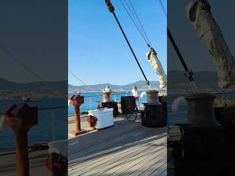 Видео: Перуанский учебный парусник 16.09.25