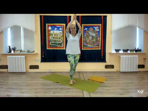 Видео: Что такое простирания и как их выполнять. *Оговорка: правая рука — это метод (любовь и сострадание).