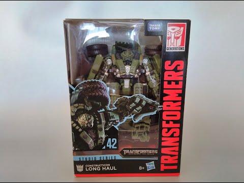 Видео: Обзор трансформера Long Haul - Studio Series - SS-42 - Voyager class. Музей роботов-трансформеров.