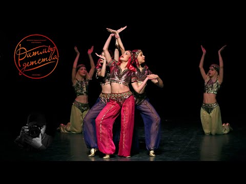 Видео: "Танец Анитры", Ансамбль "Ритмы детства". "Anitra's Dance", "Rhythms of Childhood" Ensemble.