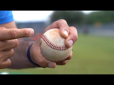 Видео: Как поймать и бросить кёрвбол с максимальным вращением! ⚾️⤵️