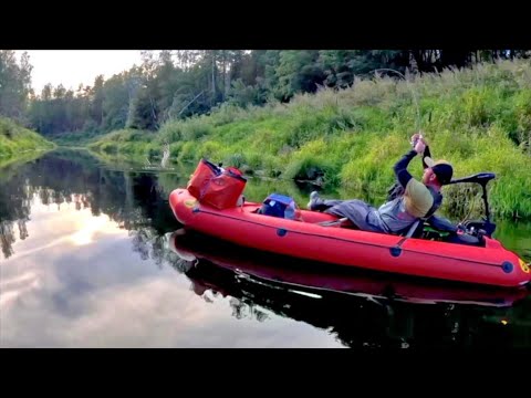 Видео: Вот это рыбалка! Поймали ВСЁ! Один из лучших сплавов!