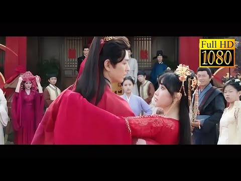 Видео: Современная девушка путешествует во времени, превращаясь из уродливой в потрясающую невесту,