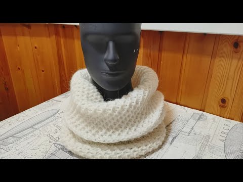 Видео: Теплый объемный шарф под курточку в один оборот#шарфснудспицами#объемныйзимнийшарф