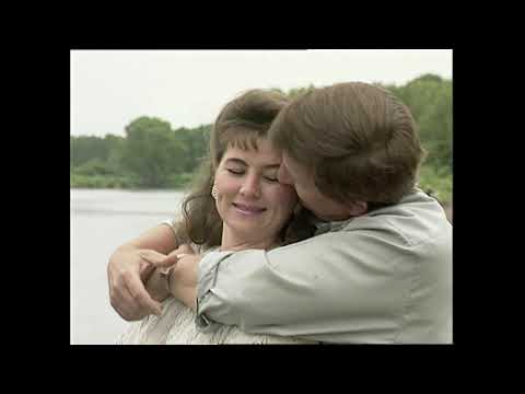 Видео: Ой, крапива- лебеда! На двоих одна беда, а любовь💔  всё та! Поет Екатерина Тропникова!