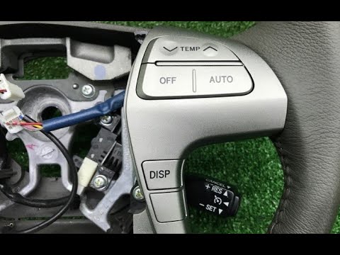 Видео: Замена подсветки клавиш руля на Toyota Camry 40