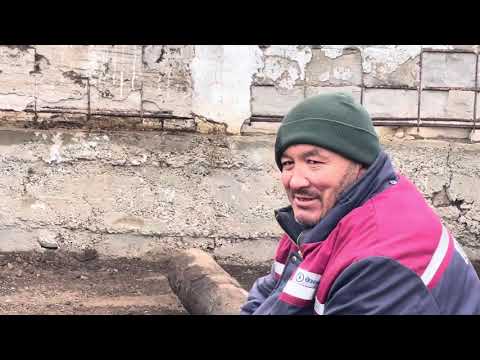 Видео: Переделываем загоны для КРС и лошадей
