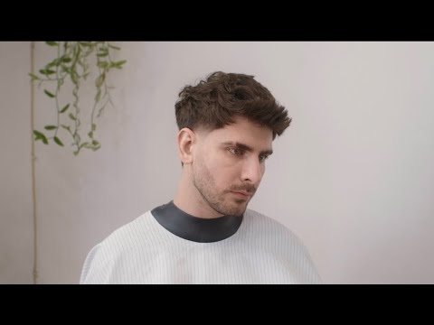 Видео: Стрижка «Mullet» step by step 