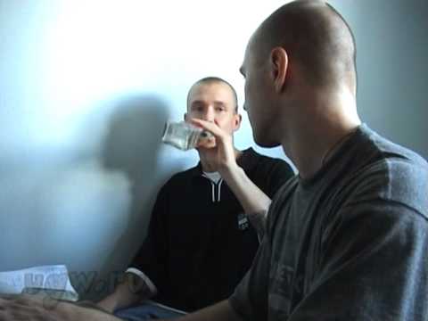 Видео: Gustavo, Влади (Каста) "No lupam lasi / Глупо но класс", Rap Recordz, 2005