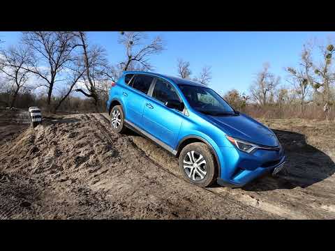 Видео: Обзор Toyota Rav4 2017: Так ли хорош на самом деле? / Комплектации Toyota Rav4 xle se le Limited