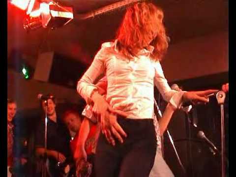 Видео: Группировка Ленинград на открытии бара Тинькофф