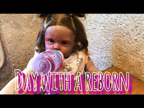 Видео: VLOG: ДЕНЬ С РЕБОРНОМ ЕВОЙ,ПОХОД В МАГАЗИН,РЕАКЦИЯ БАБУШКИ НА КУКЛУ! ROLEPLAY