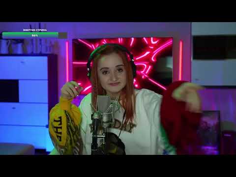 Видео: Queen - Another One Bites the Dust (RUS/ENG) (Даниэла-Daniela)