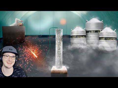 Видео: МАМИКС ► ЧТО, ЕСЛИ ЗАМОРОЗИТЬ ПЕТАРДУ В АЗОТЕ? ( It's Mamix ) | Реакция