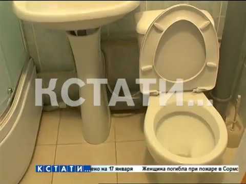 Видео: Принудительное переселение - разрушающийся дом на улице Ломоносова опустел и взят под охрану.